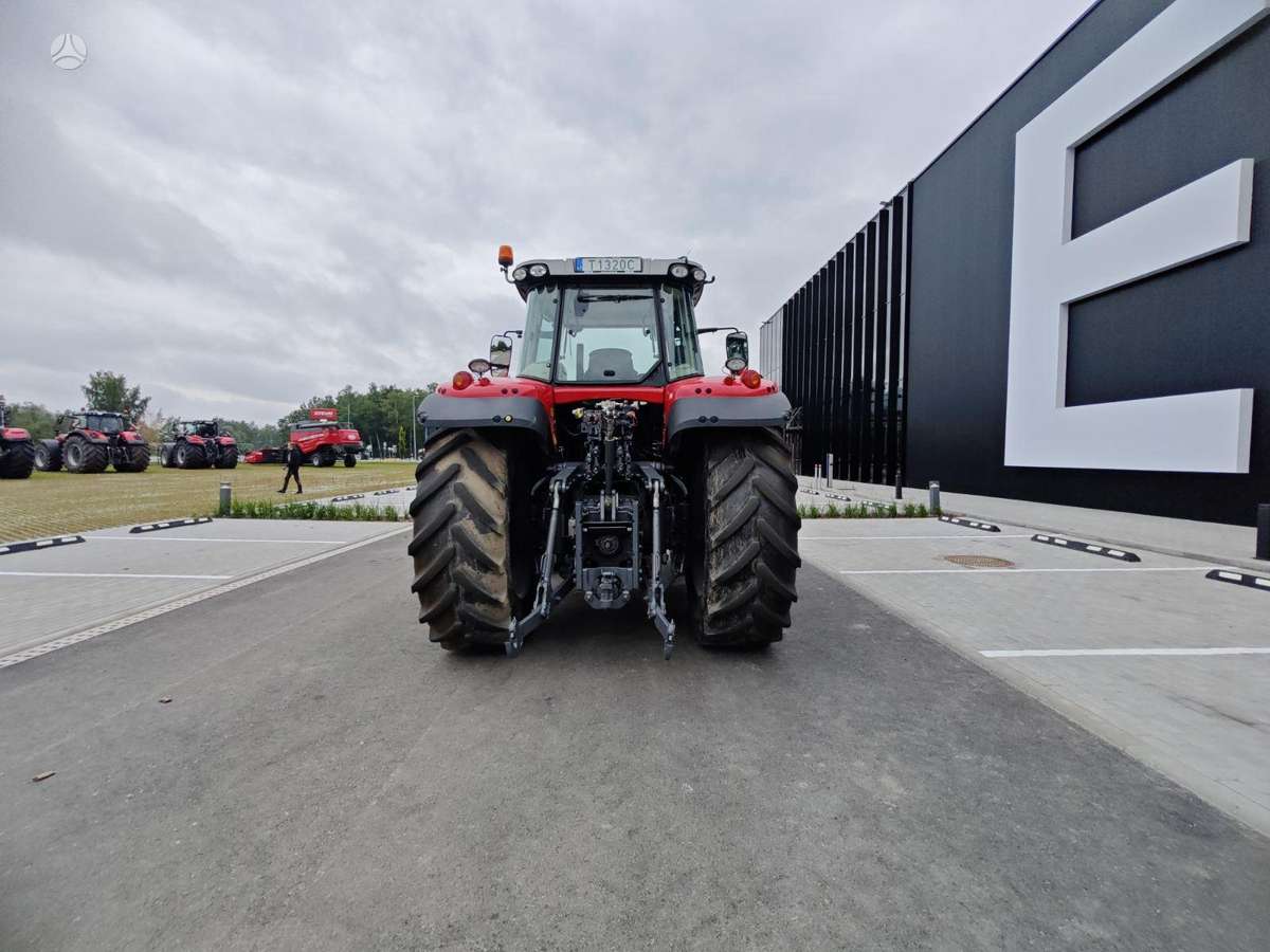 Massey Ferguson 7722, traktoriai