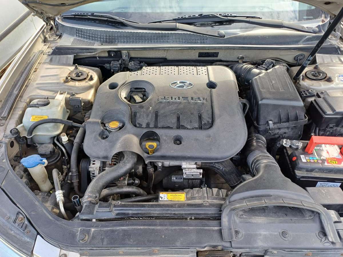 Hyundai Sonata по частям