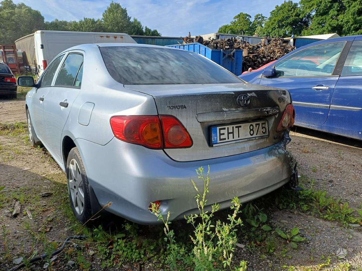 Toyota Corolla rezerves daļās