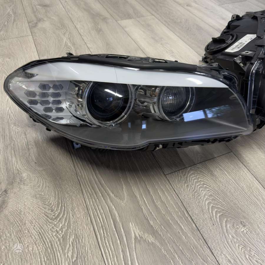 BMW 5 serija lights