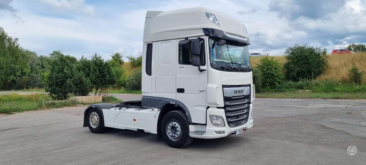 DAF XF 530, semi-trailer trucks