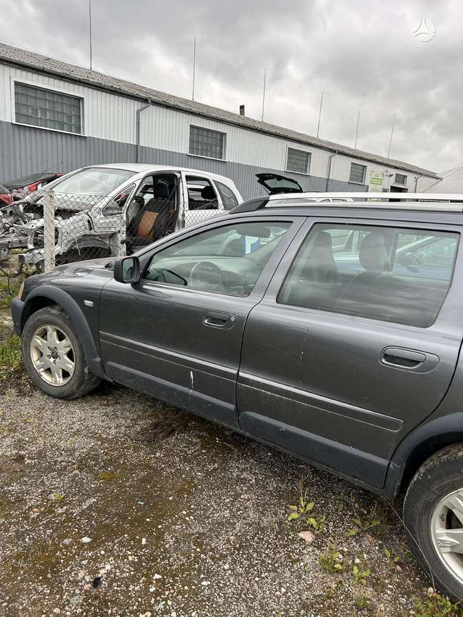 Volvo V70 по частям