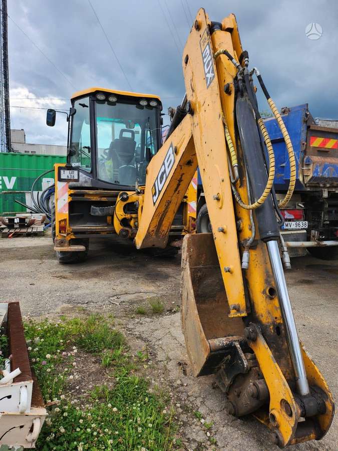 JCB 3cx, excavator loader