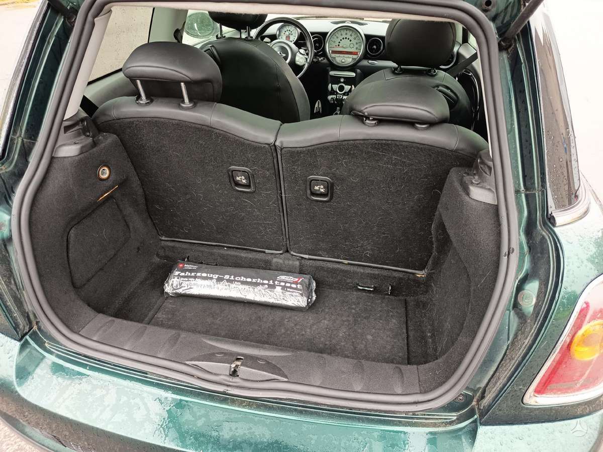 Mini Cooper S, 1.6 l., hatchback