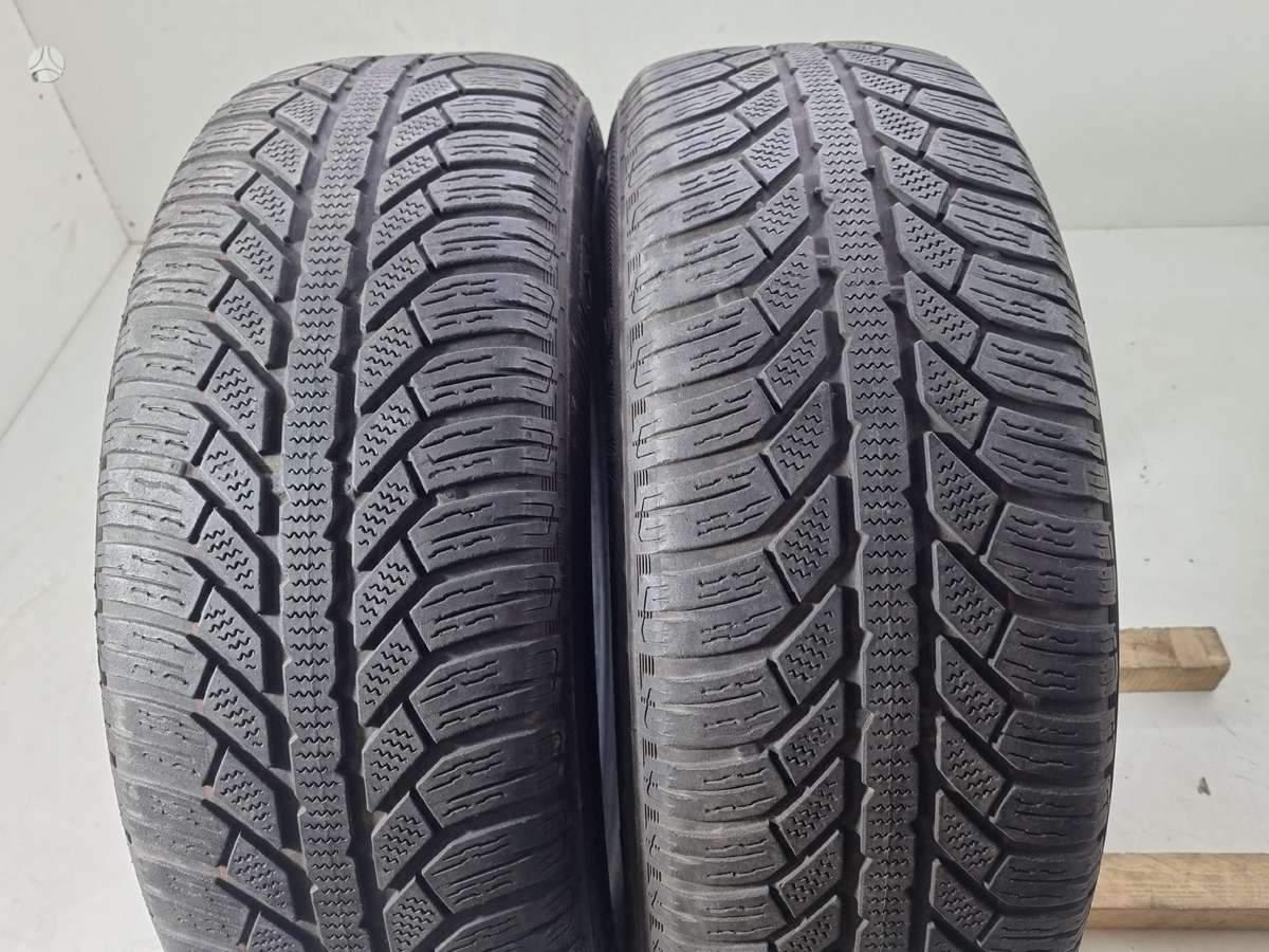 Semperit 4-5mm, universalios 215/65 R17