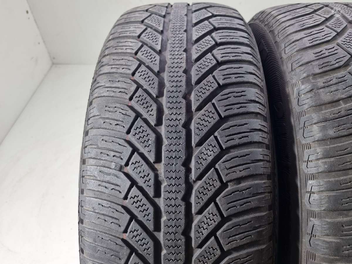 Semperit 4-5mm, universalios 215/65 R17