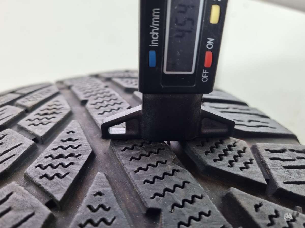Semperit 4-5mm, universalios 215/65 R17