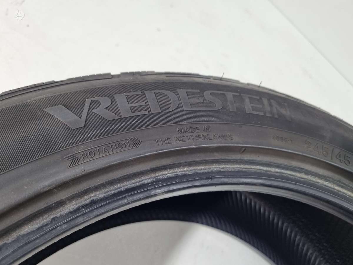 Vredestein 6mm, всесезонные 245/45 R20