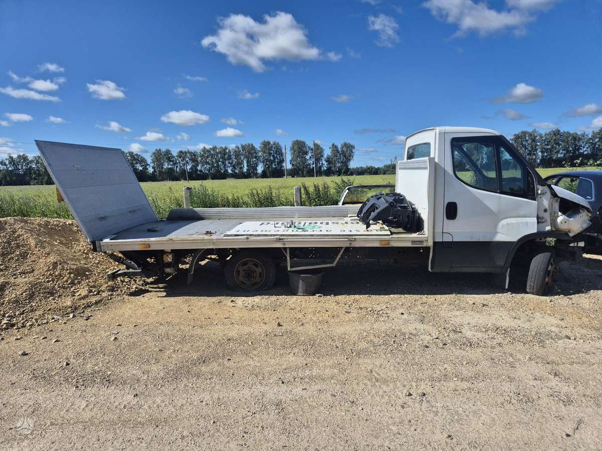 Iveco Daily, preču