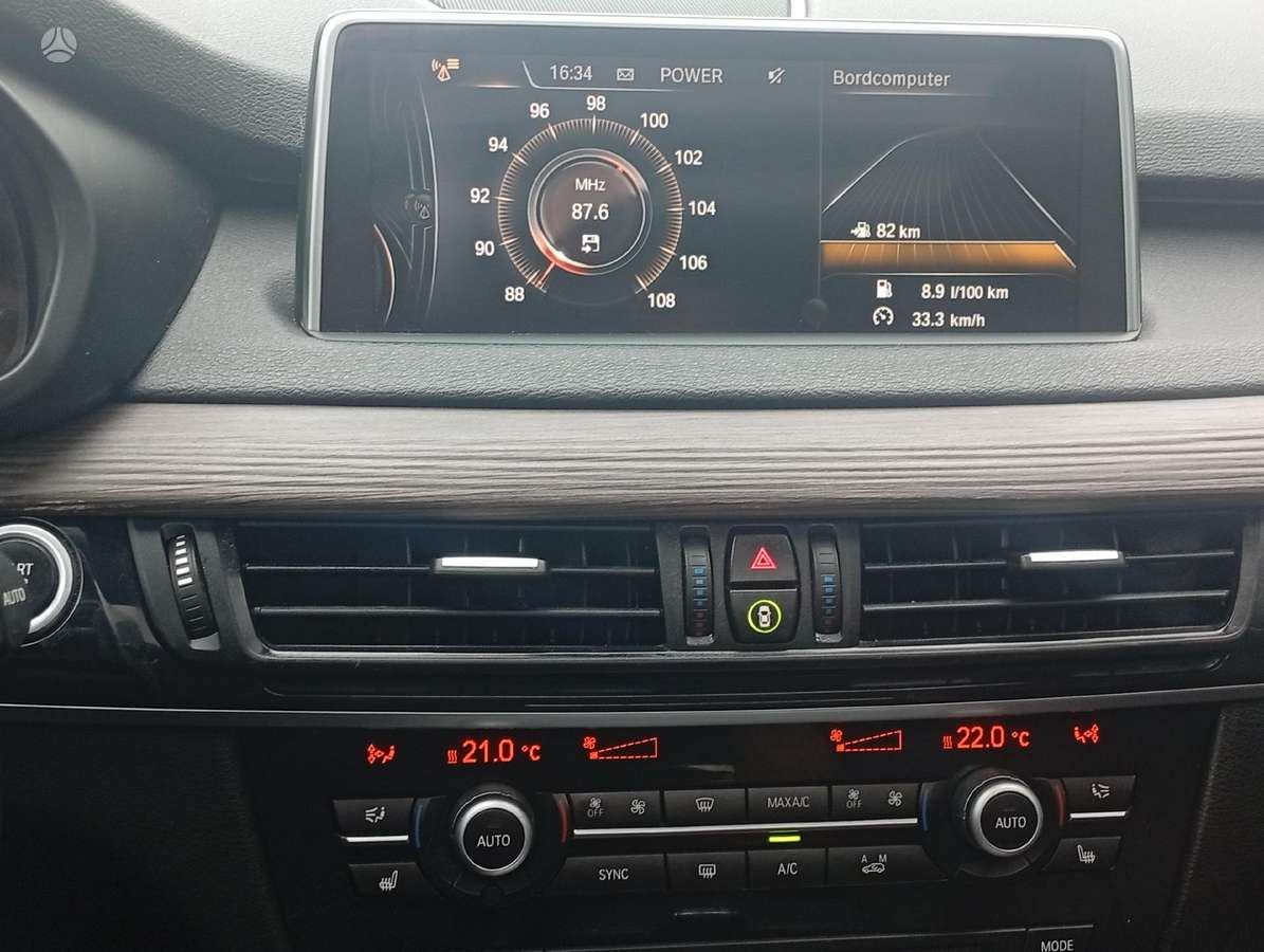 BMW X5, 2.0 l., off-road / crossover