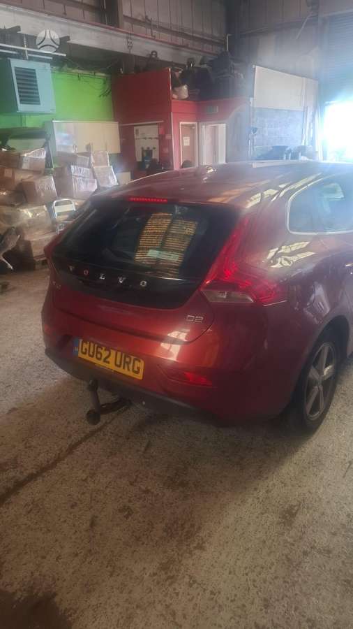 Volvo V40