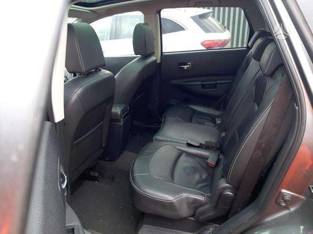 Nissan Qashqai+2