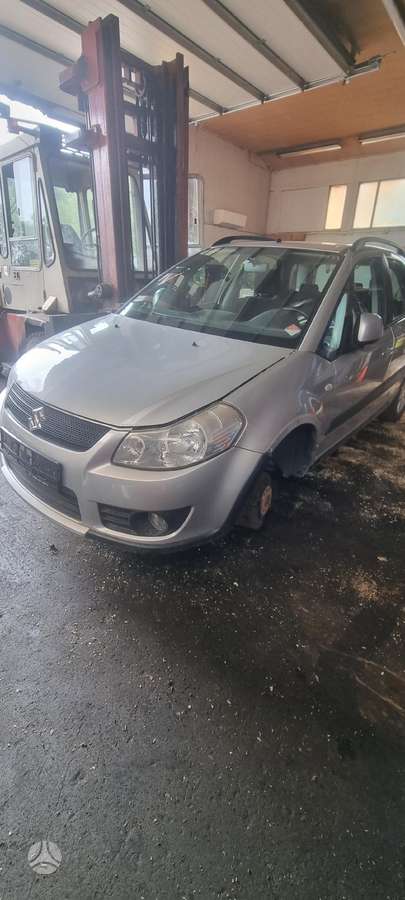 Suzuki SX4