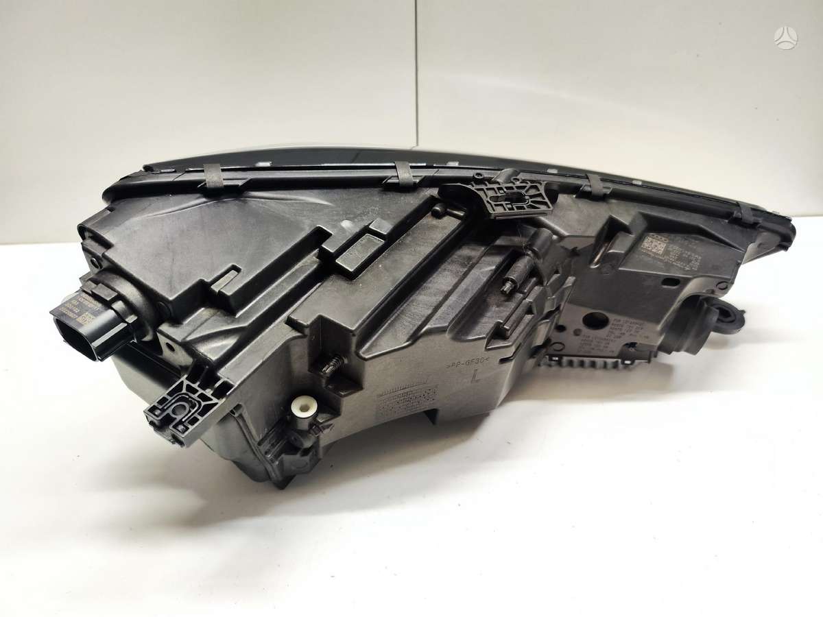Audi A4, 8w0941033d