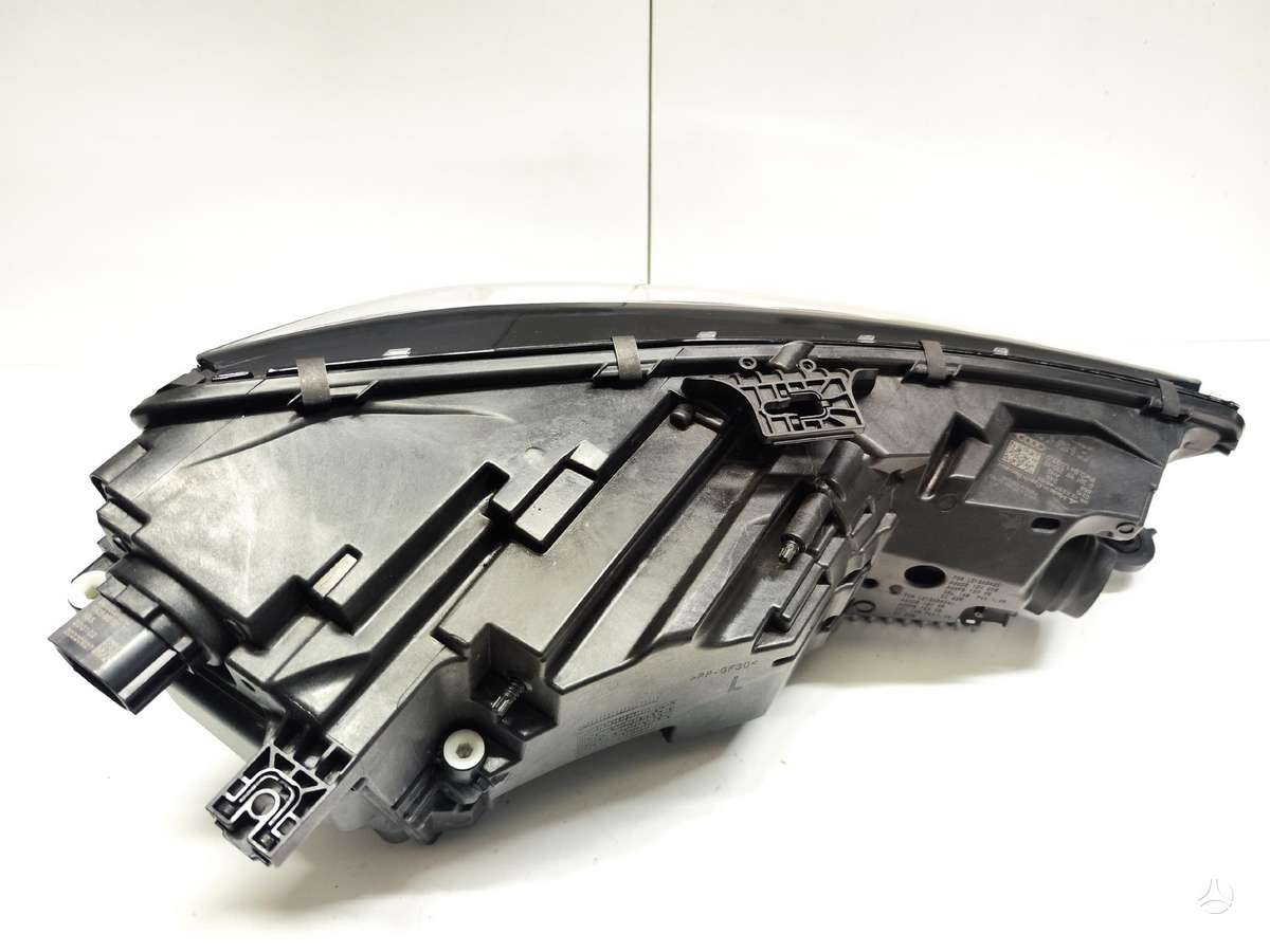 Audi A4, 8w0941033d
