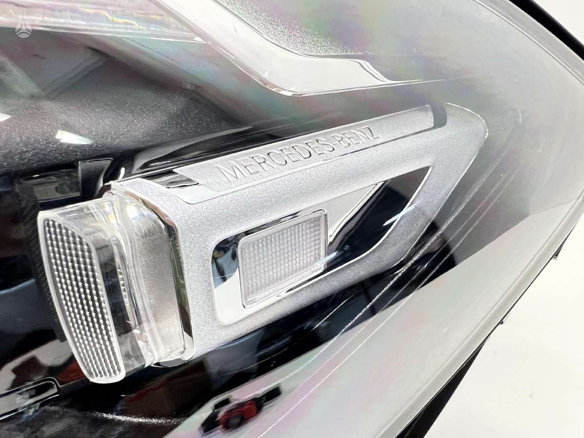 Mercedes-Benz S klasė lights