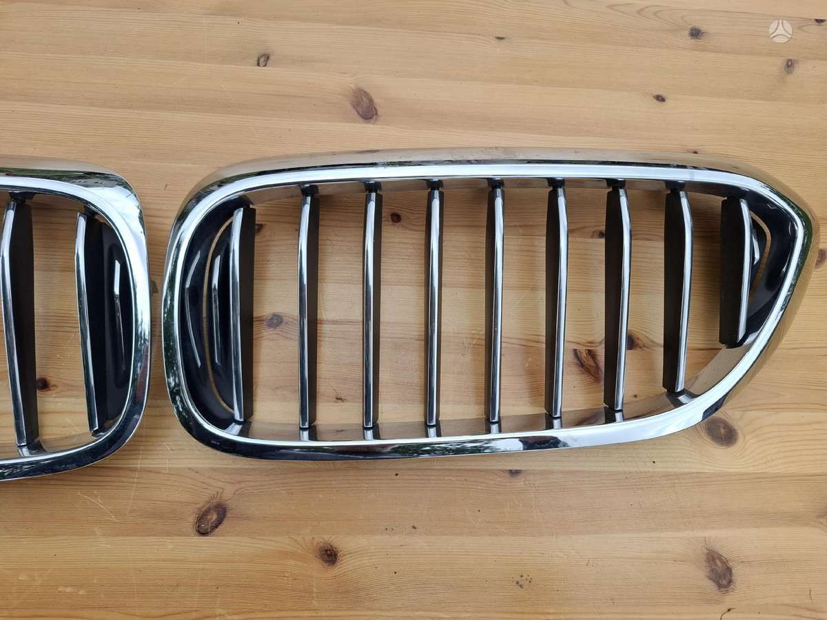 BMW 5 serija front grill