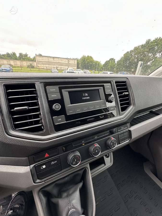 Volkswagen Crafter - 10