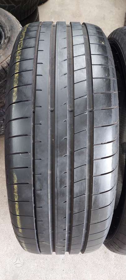 Goodyear, summer 235/55 R19