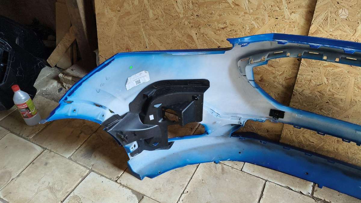 Ford Puma kėbulo dalys