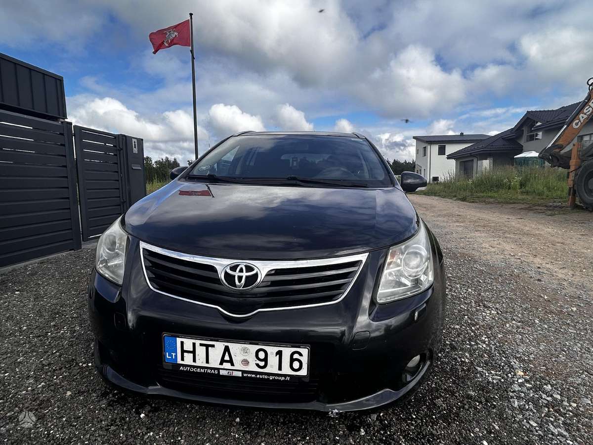 Toyota Avensis, 2.0 l., Универсал