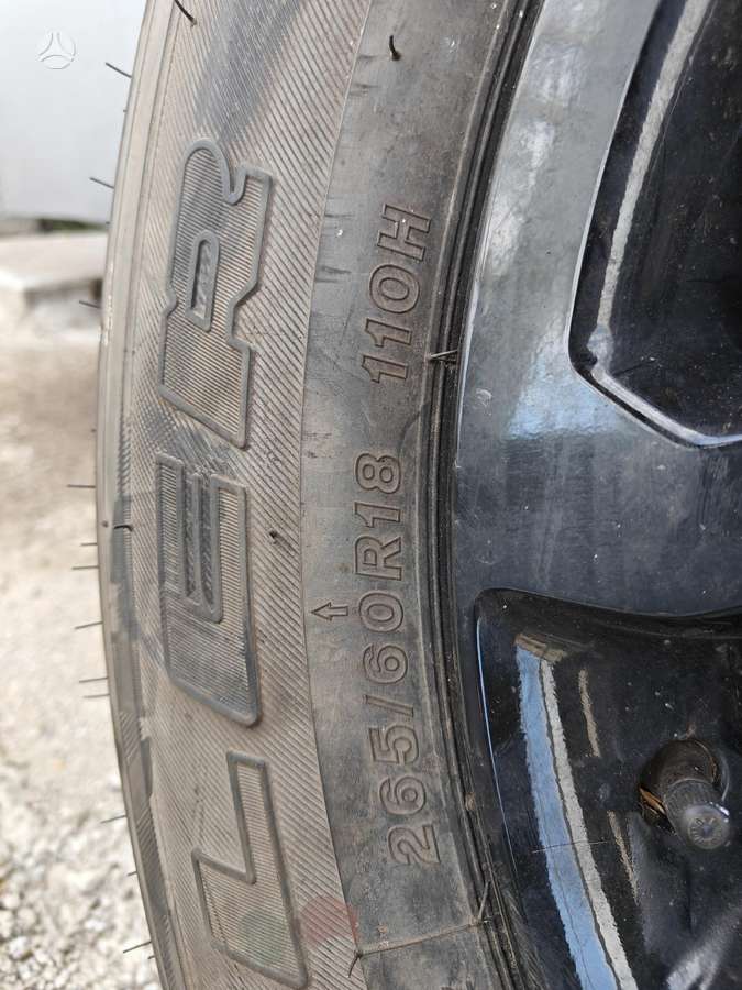 Toyota Hilux Ratų komplektai