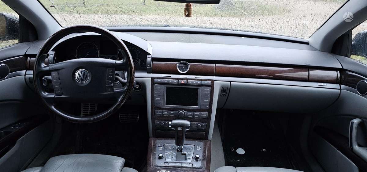Volkswagen Phaeton по частям