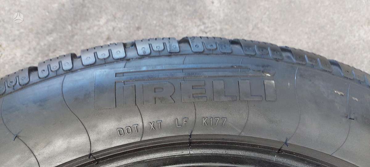 Pirelli, winter 235/50 R19