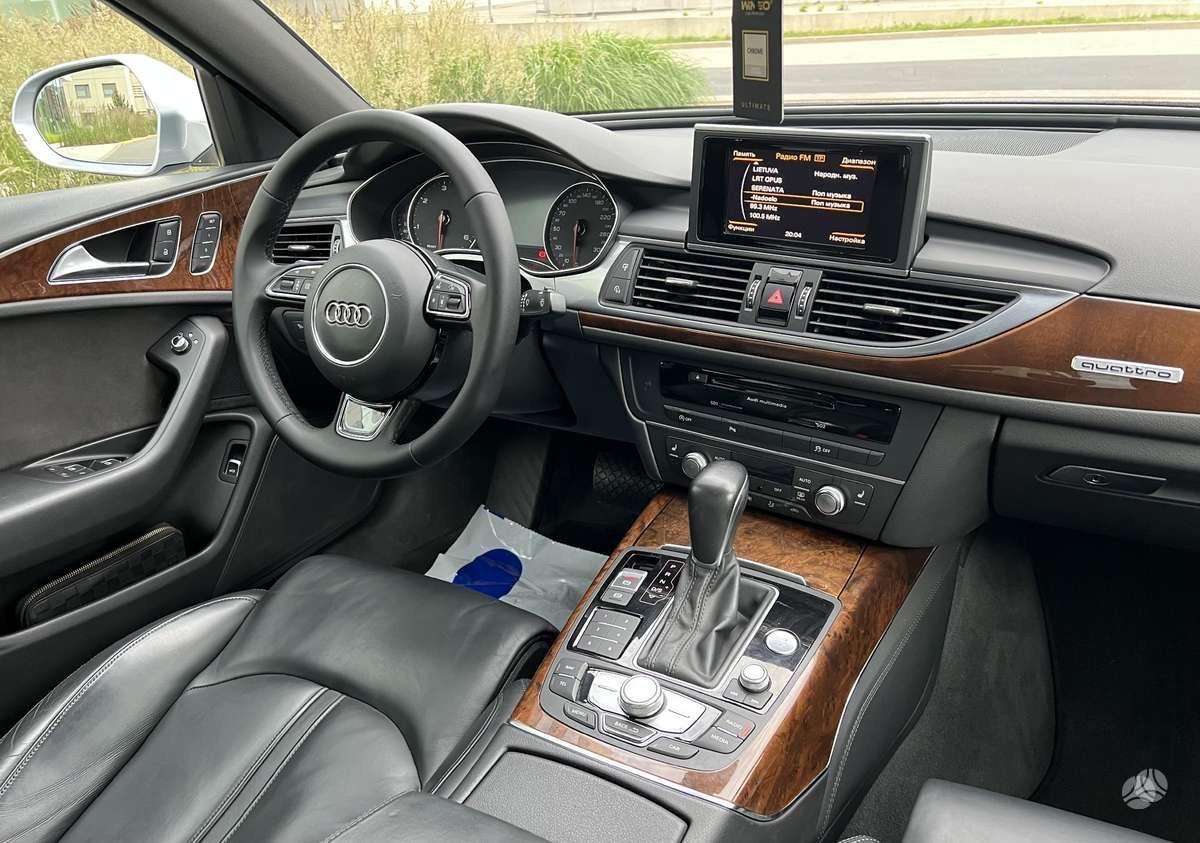 Audi A6, sedanas
