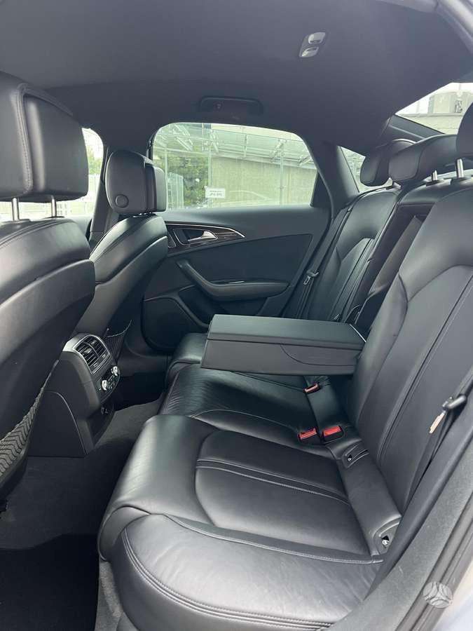 Audi A6, sedans