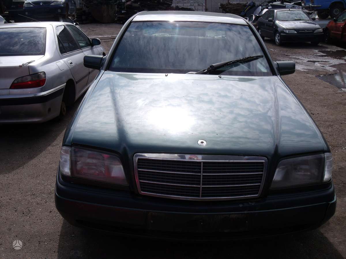 Mercedes-Benz C250 Dalimis