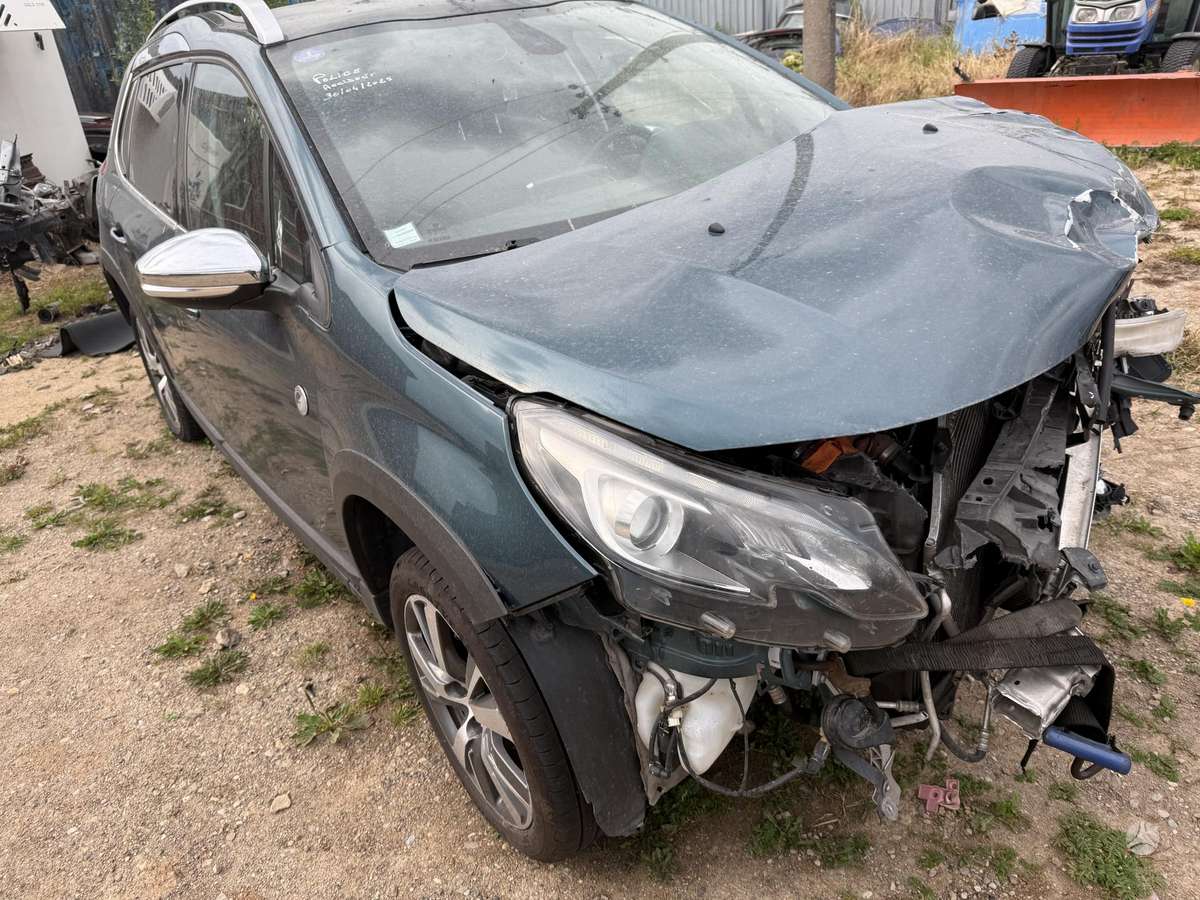 Peugeot 2008 dalimis. 105000 km
