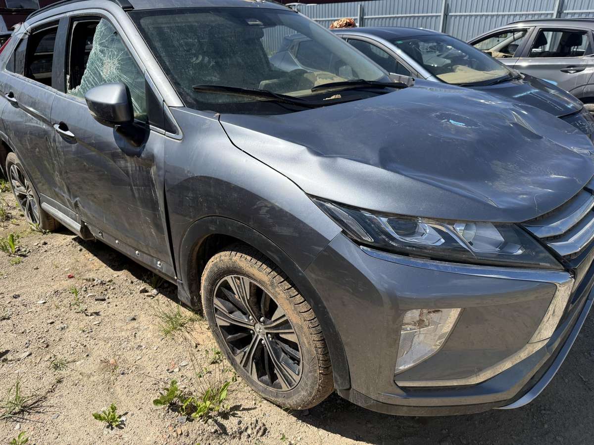 Mitsubishi Eclipse Cross по частям