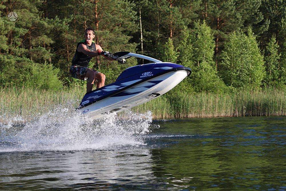 Yamaha SuperJet, водные мотоциклы