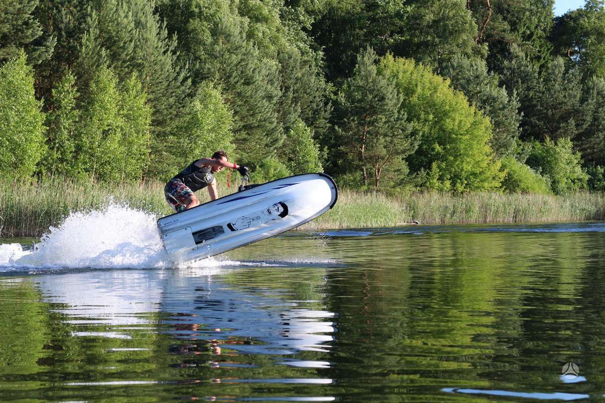 Yamaha SuperJet, водные мотоциклы