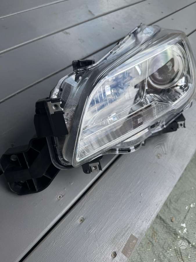 Subaru Legacy lights