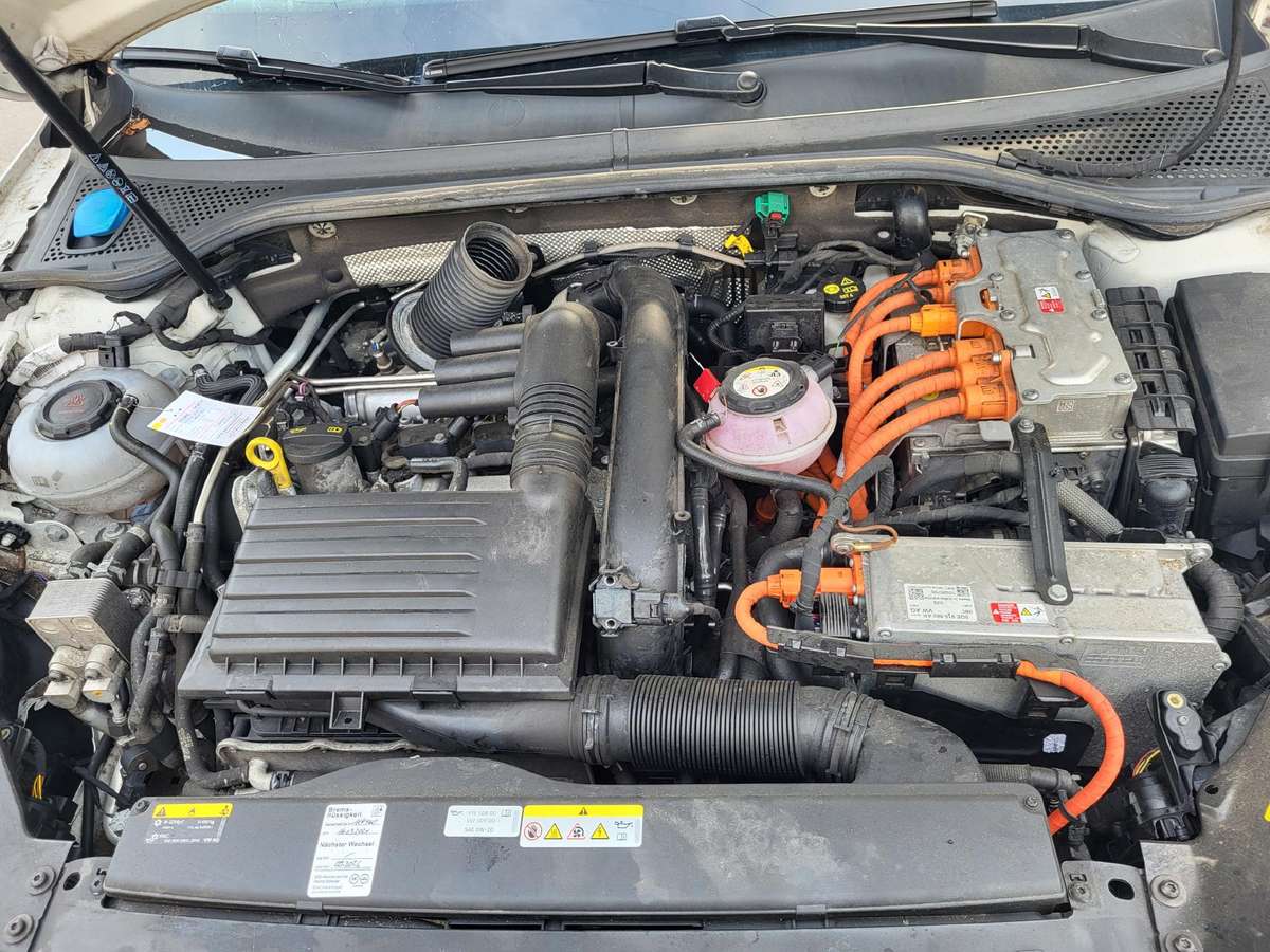 Volkswagen Passat for parts