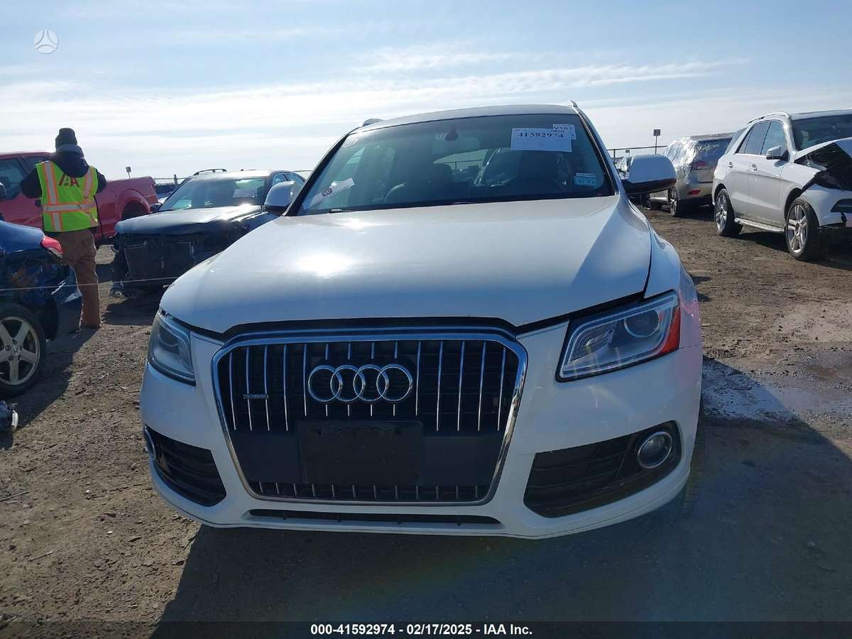 Audi Q5 for parts. Usa dalimis