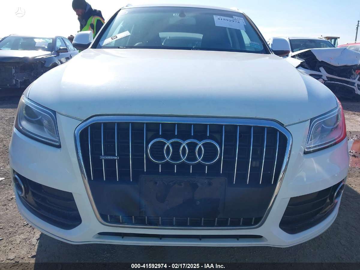 Audi Q5 for parts. Usa dalimis