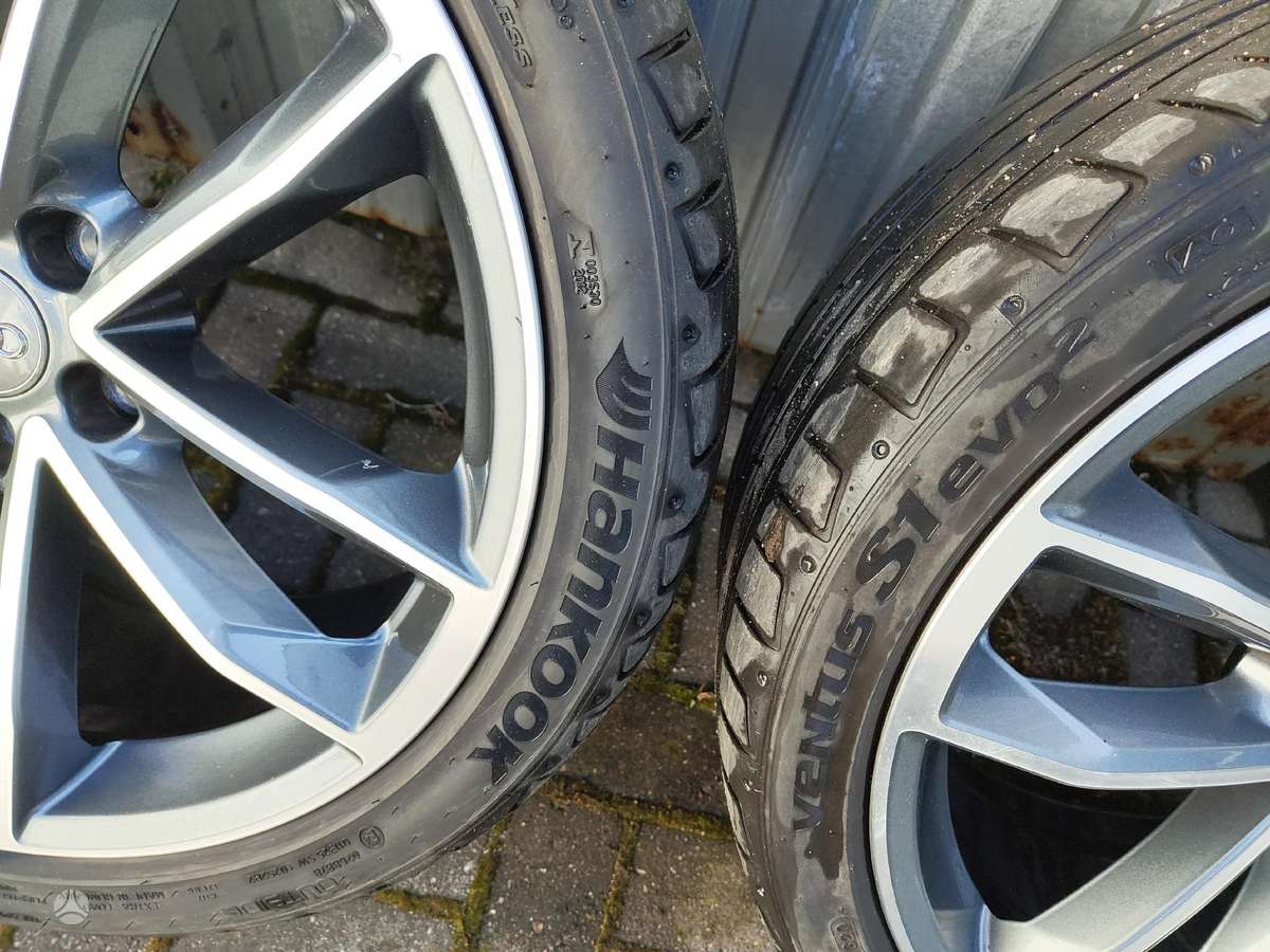 Audi S5, light alloy, R19