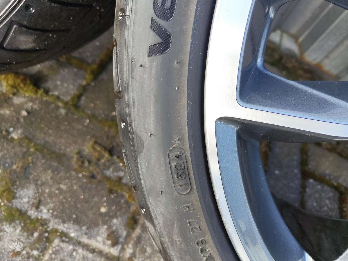 Audi S5, light alloy, R19