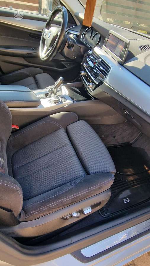 BMW 530, 3.0 l., wagon