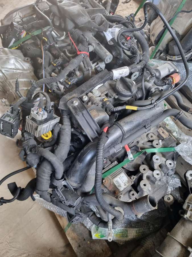 Opel Insignia, A20DTH, pavarų dėžė, variklis