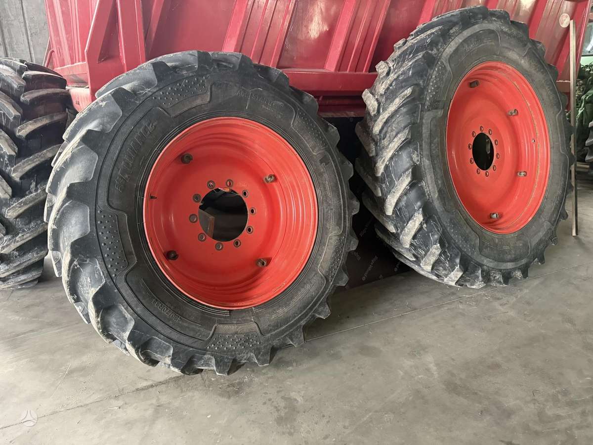 Alliance Claas Axion