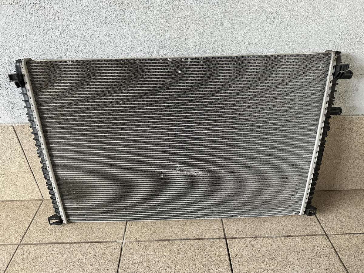 Audi RS 5 apdailos detalės