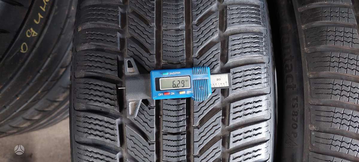 Continental, winter 235/45 R20
