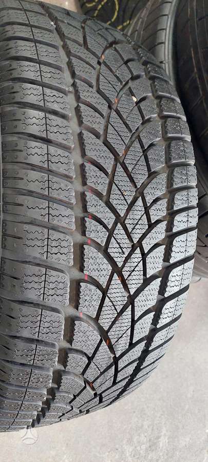 Dunlop, žieminės 225/35 R19