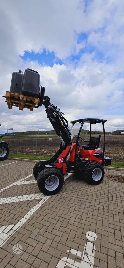 Norcar A7045, self-propelled loaders