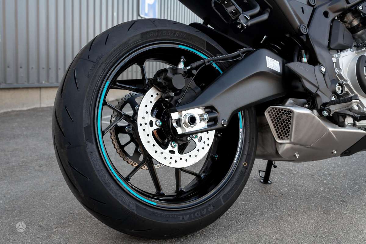 CFMOTO 675 NK 675cc, street / classic