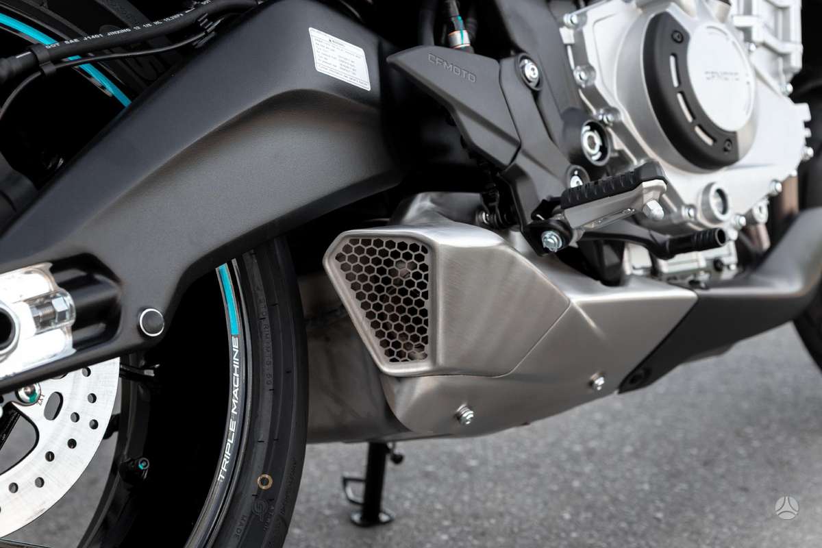 CFMOTO 675 NK 675cc, street / classic